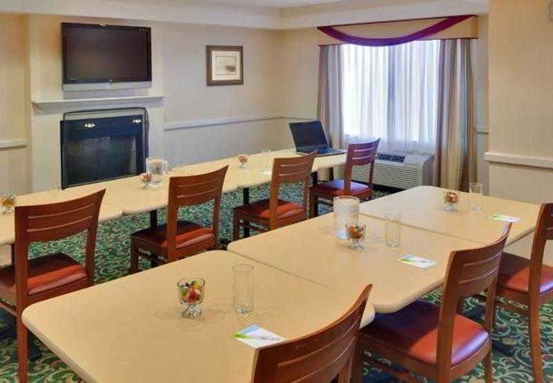 Fairfield Inn Harrisburg Hershey Restaurant photo